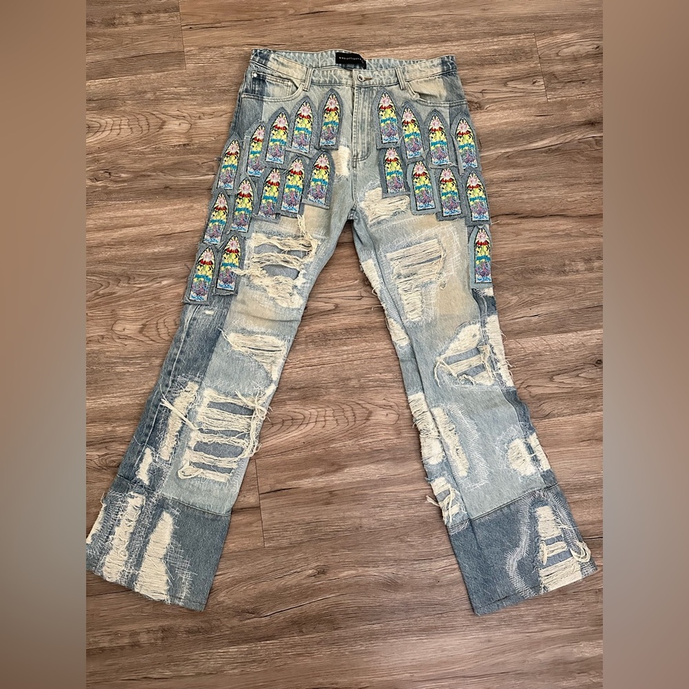 Brand new, without tags, who decides war pants